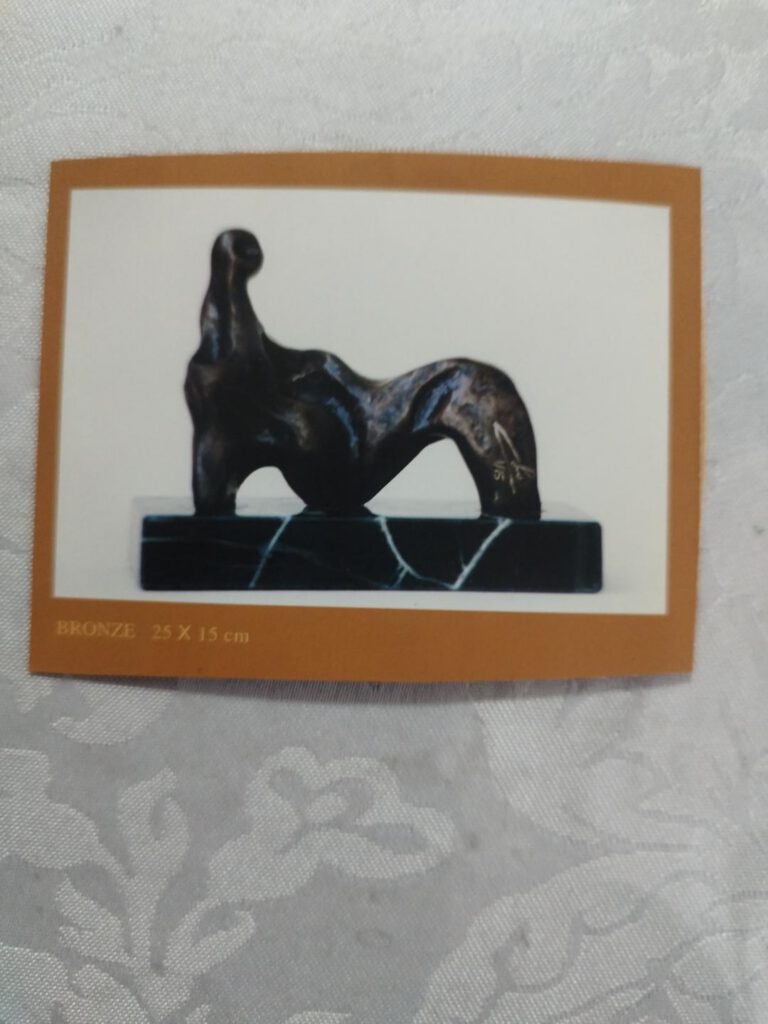 פסל ברונזה 05 — רוחלה בננו