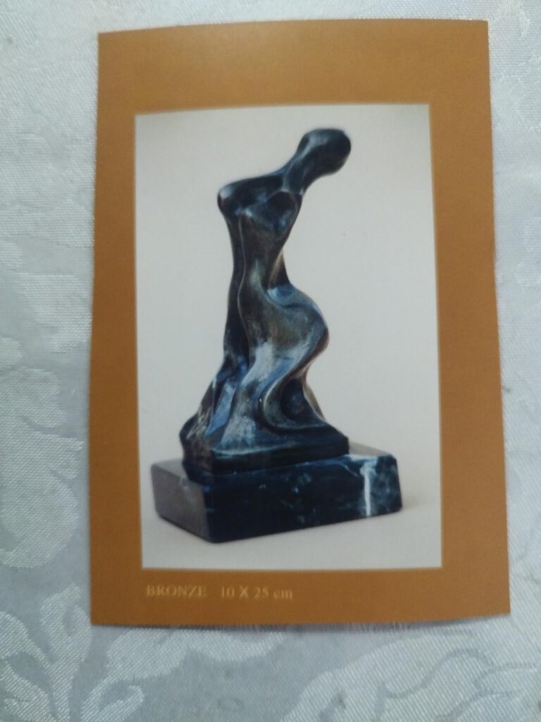 פסל ברונזה 03 — רוחלה בננו